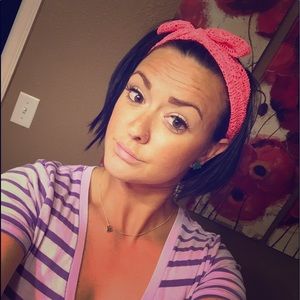 Meet your Posher, Danielle